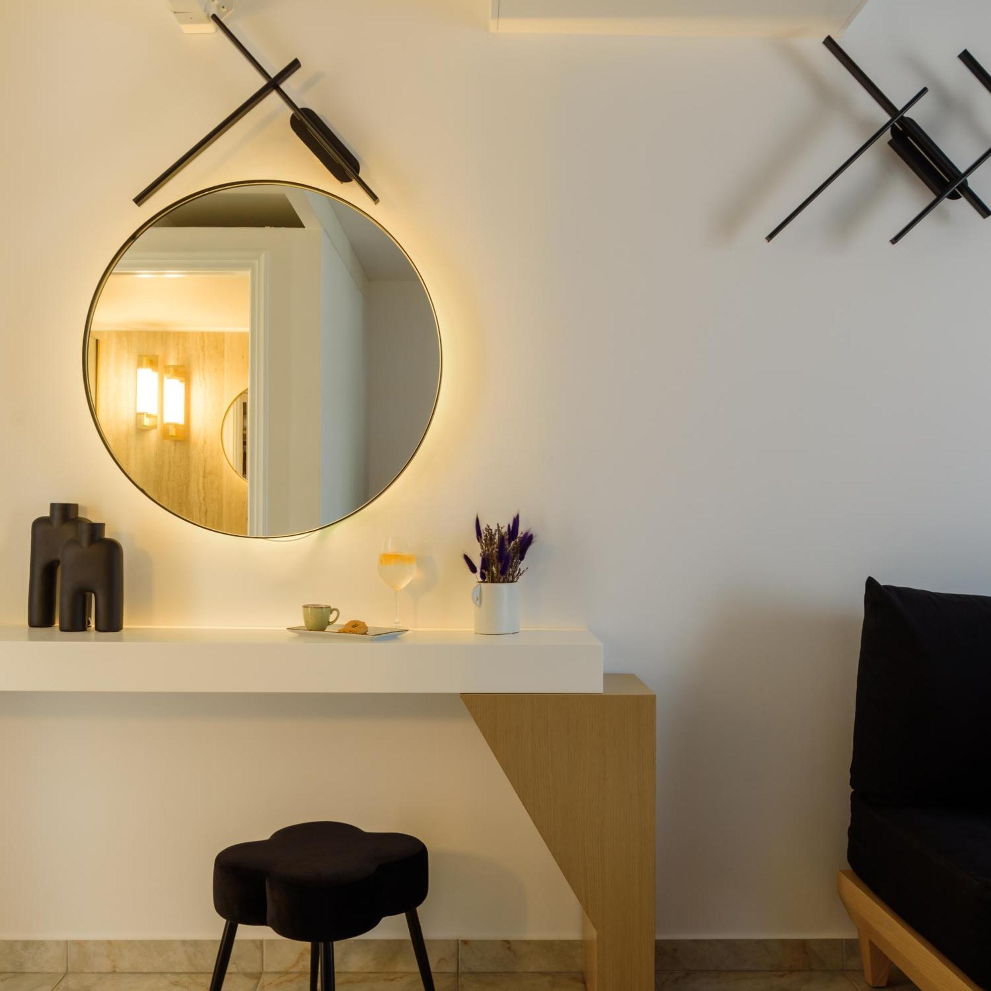 Astir Thira Hotel Fira  Habitación foto